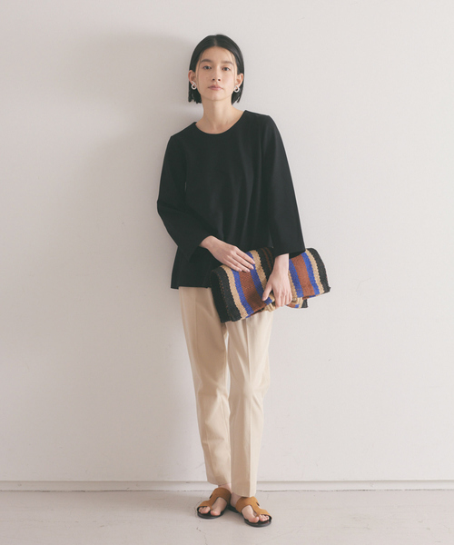 qualite(カリテ)の「【WEB・一部店舗限定】ポンチバックタックプルオーバー(Tシャツ/カットソー・レディース・ベージュ/ブラック・フリー)」の14枚目の写真