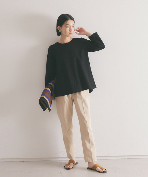 qualite(カリテ)の「【WEB・一部店舗限定】ポンチバックタックプルオーバー(Tシャツ/カットソー・レディース・ベージュ/ブラック・フリー)」の13枚目の写真