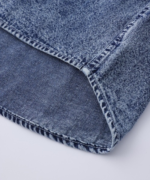 X-girl（エックスガール）の「CHEMICAL WASH DENIM FACE EMBROIDERY S/S SHIRT/ケミカルウォッシュデニム　FACE刺繍シャツ（シャツ/ブラウス・レディース・ブラック/インディゴブルー・M/S）」の8枚目の写真