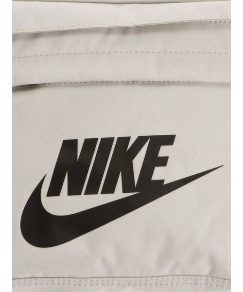 NIKE（ナイキ）の「【NIKE】Tech Hip Pack（ボディバッグ/ウエストポーチ・レディース・ホワイト/ブラック・FREE）」の8枚目の写真