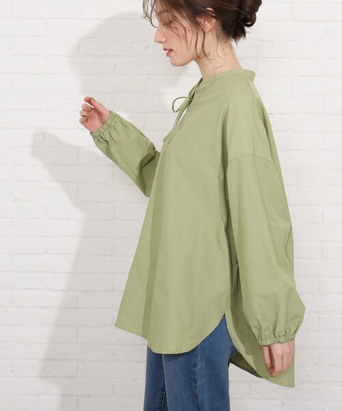 SHOO・LA・RUE（シューラルー）の「◆リボン付きチュニックブラウス（シャツ/ブラウス・レディース・カーキ/ベージュ・00）」の4枚目の写真
