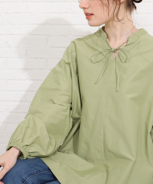 SHOO・LA・RUE（シューラルー）の「◆リボン付きチュニックブラウス（シャツ/ブラウス・レディース・カーキ/ベージュ・00）」の16枚目の写真
