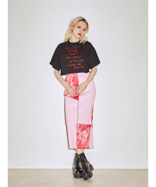 jouetie(ジュエティ)の「グランジロゴクロップド Tシャツ(Tシャツ/カットソー・レディース・ブラック/オフホワイト/ピンク・MEDIUM)」の22枚目の写真