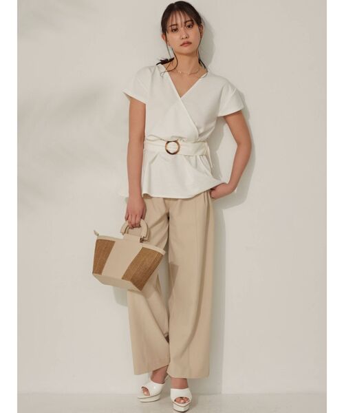 RESEXXY（リゼクシー）の「ハイウエストストレートパンツ（その他パンツ・レディース・レッド/ブラック/アイボリー・FREE）」の4枚目の写真