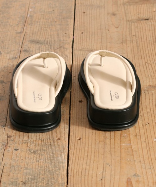 cepo(セポ)の「ボリュームトングサンダル(サンダル・レディース・ブラック/ホワイト×ホワイト/ホワイト×ブラック・M/L)」の6枚目の写真