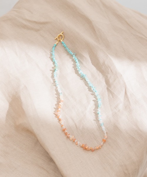 F by ROSSO(エフバイロッソ)の「F by ROSSO 天然石MIXネックレス(ネックレス・レディース・その他1・-)」の1枚目の写真