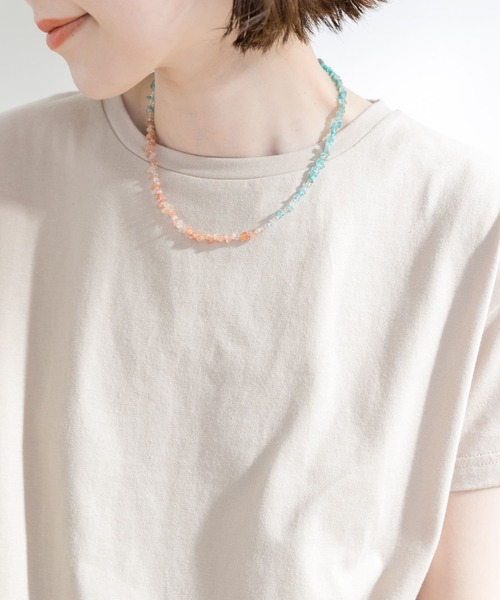 F by ROSSO(エフバイロッソ)の「F by ROSSO 天然石MIXネックレス(ネックレス・レディース・その他1・-)」の2枚目の写真