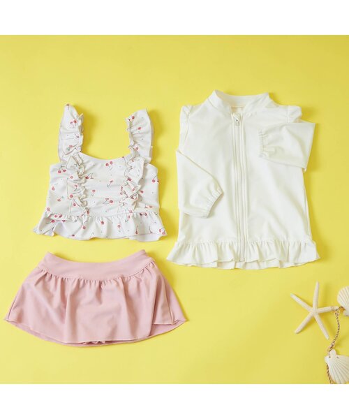 Ampersand（アンパサンド）の「さくらんぼ柄セパレート水着_UVカット（水着・キッズ・ラベンダー/アイボリー・100/110/120/130/140/80/90）」の3枚目の写真