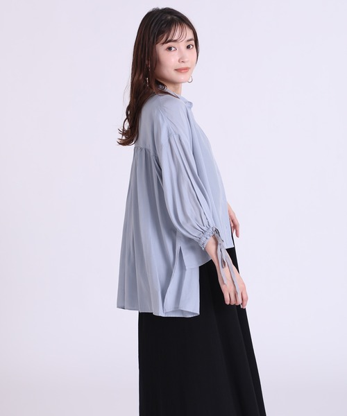 INED CLARO（イネドクラロ）の「リボンスリーブブラウス（シャツ/ブラウス・レディース・ブラック/ブルー/アイボリー・フリー）」の3枚目の写真