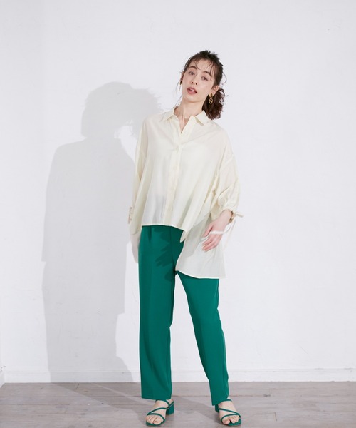 INED CLARO（イネドクラロ）の「リボンスリーブブラウス（シャツ/ブラウス・レディース・ブラック/ブルー/アイボリー・フリー）」の4枚目の写真