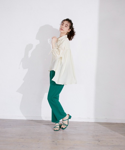 INED CLARO（イネドクラロ）の「リボンスリーブブラウス（シャツ/ブラウス・レディース・ブラック/ブルー/アイボリー・フリー）」の9枚目の写真