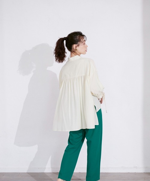 INED CLARO（イネドクラロ）の「リボンスリーブブラウス（シャツ/ブラウス・レディース・ブラック/ブルー/アイボリー・フリー）」の16枚目の写真