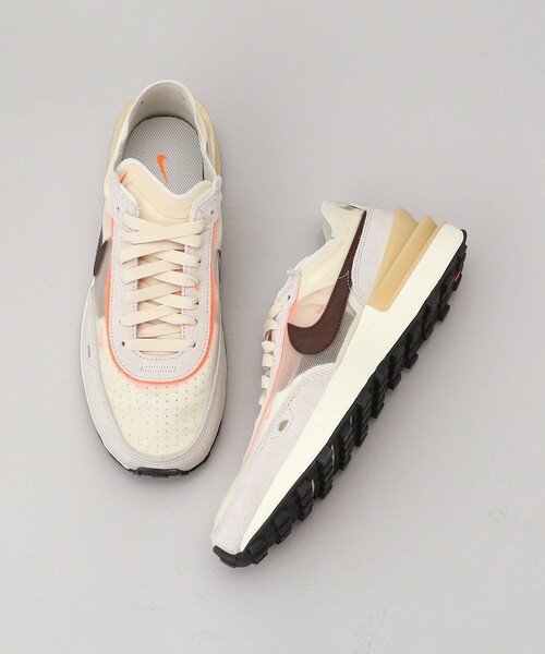 NIKE（ナイキ）の「【WEB限定】NIKE/ナイキ　ワッフルワン（スニーカー・レディース・オフホワイト/ブラウン・23.5cm/24.5cm/24.0cm）」の2枚目の写真