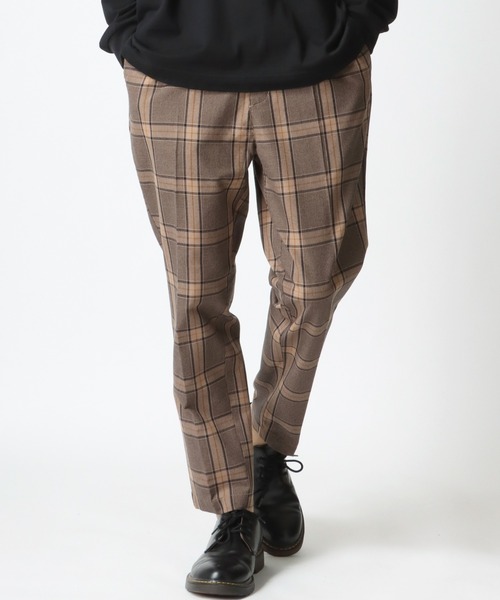 Lazar(ラザル)の「Loose Tapered Slacks/ルーズテーパードスラックス/センタープレス タックワイドパンツ(スラックス・メンズ・ブラック/ホワイト系その他/ブラック系その他/グレー系その他/ベージュ系その他/ブラウン系その他/グレー系その他2・M/L/XL)」の6枚目の写真