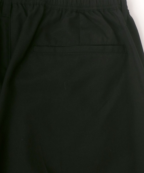 Lazar(ラザル)の「Loose Tapered Slacks/ルーズテーパードスラックス/センタープレス タックワイドパンツ(スラックス・メンズ・ブラック/ホワイト系その他/ブラック系その他/グレー系その他/ベージュ系その他/ブラウン系その他/グレー系その他2・M/L/XL)」の15枚目の写真