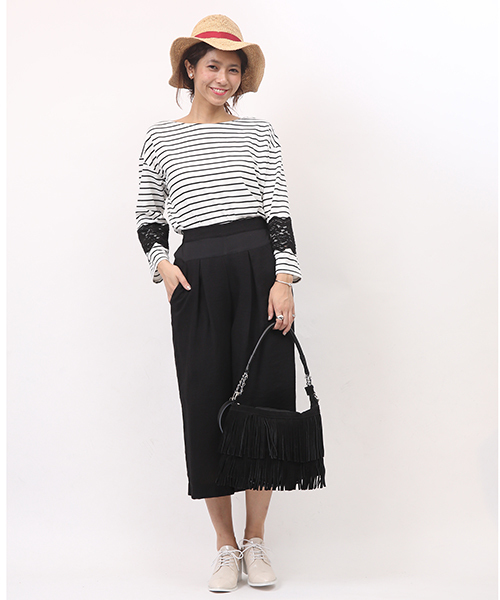 mystic（ミスティック）の「起毛レース付きボーダープルオーバー（Tシャツ/カットソー・レディース・ブラック/オフホワイト/ネイビー・ﾌﾘ-）」の5枚目の写真