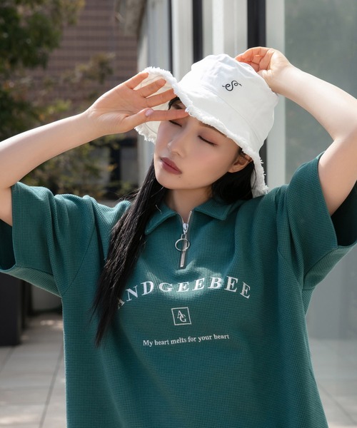 ANDGEEBEE（アンジービー）の「UNISEX フリンジバケットハット（ハット・レディース・ホワイト/ブラック・FREE）」の2枚目の写真