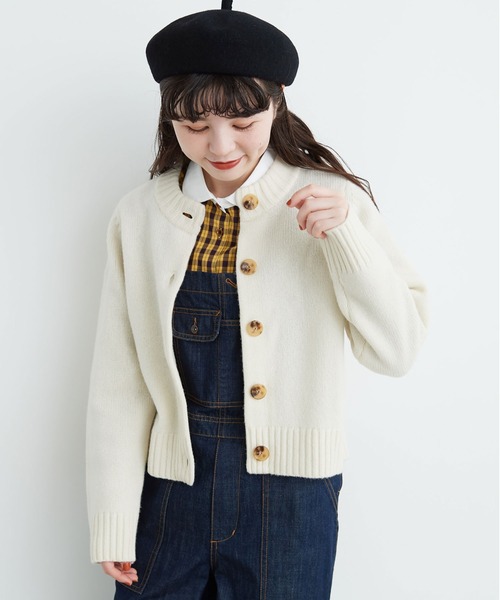 CHILD WOMAN（チャイルドウーマン）の「Extrafine merino wool 5GGクルーネックカーディガン（カーディガン/ボレロ・レディース・レッド/ブルー/アイボリー/イエロー/グリーン/オレンジ/ネイビー・FREE）」の13枚目の写真