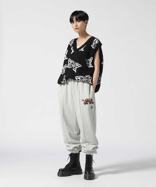 Chica（チカ）の「Chica/チカ/蝶ニットベスト（ベスト・レディース・ブラック/グリーン・F）」の8枚目の写真