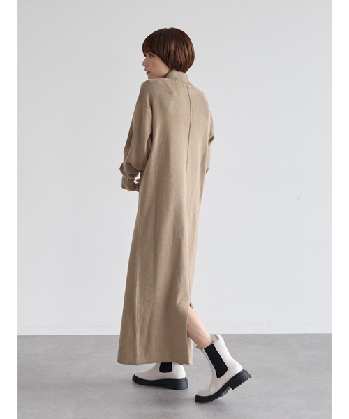 rem closet（レムクローゼット）の「アウトリンキングミラノリブワンピース（ワンピース・レディース・ベージュ/チャコールグレー/ブルー・FREE）」の4枚目の写真