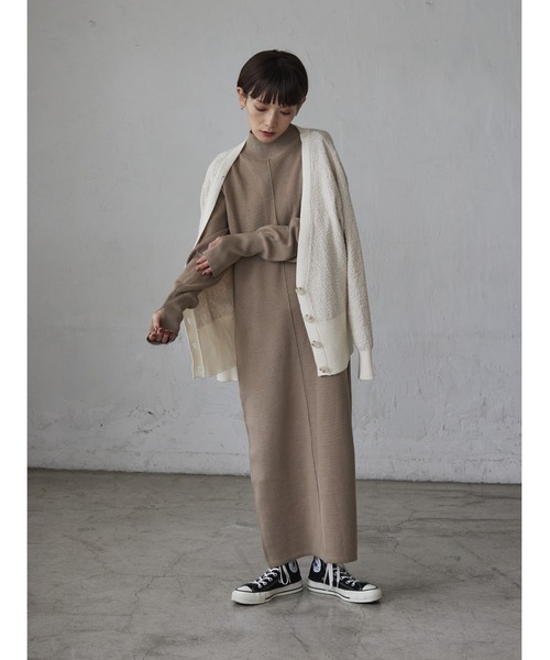 rem closet（レムクローゼット）の「アウトリンキングミラノリブワンピース（ワンピース・レディース・ベージュ/チャコールグレー/ブルー・FREE）」の11枚目の写真