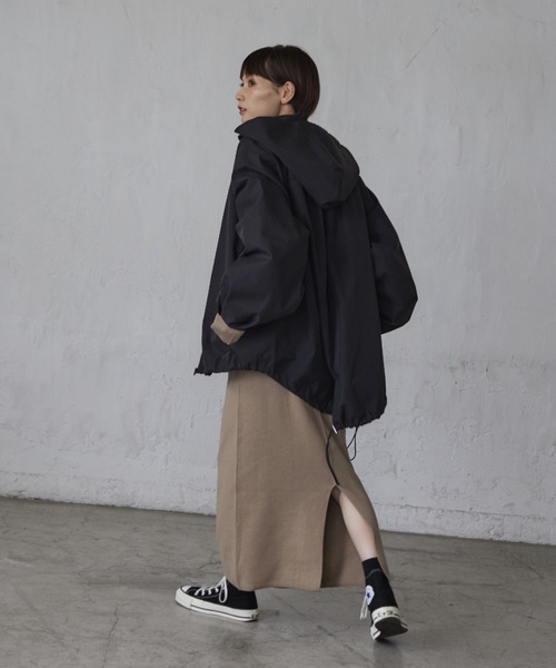 rem closet（レムクローゼット）の「アウトリンキングミラノリブワンピース（ワンピース・レディース・ベージュ/チャコールグレー/ブルー・FREE）」の18枚目の写真