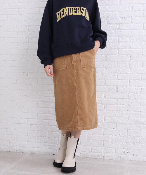 SHOO・LA・RUE(シューラルー)の「◆ストレッチコーデュロイ ナロースカート(スカート・レディース・ダークオレンジ/ブラック/グレー系その他/ベージュ・02/03/04)」の4枚目の写真