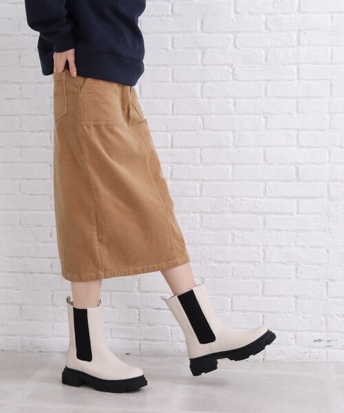 SHOO・LA・RUE(シューラルー)の「◆ストレッチコーデュロイ ナロースカート(スカート・レディース・ダークオレンジ/ブラック/グレー系その他/ベージュ・02/03/04)」の14枚目の写真