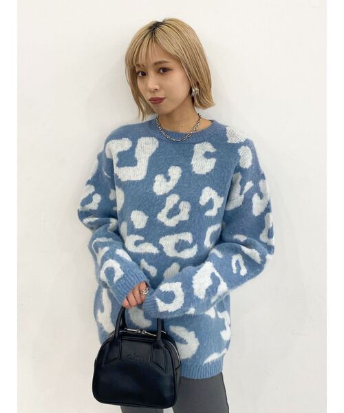 EMODA（エモダ）の「フラッフィーレオパードニット（ニット/セーター・レディース・ベージュ/ブラック/ブルー・FREE）」の9枚目の写真