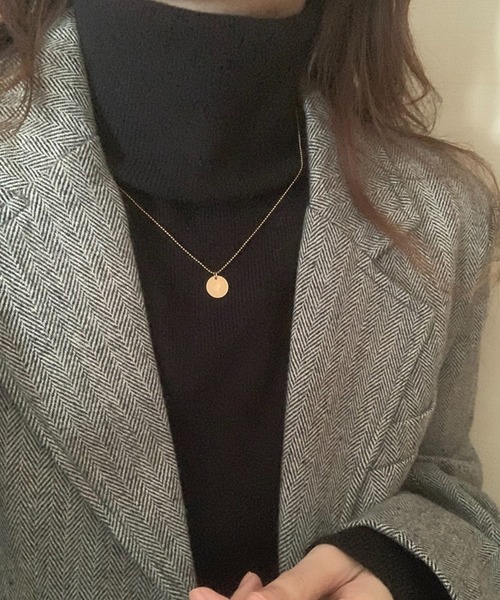 DAY CLOSET（デイ クローゼット）の「レディース モヘア風タートルネックリブニットセーター（ニット/セーター・レディース・ベージュ/ブラック・ONE SIZE）」の5枚目の写真