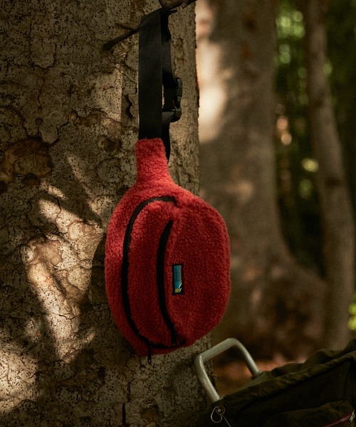 Franklin Climbing（フランクリンクライミング）の「【Franklin Climbing】ボアボディーバッグ（ボディバッグ/ウエストポーチ・メンズ・ベージュ系その他/マスタード/ブラック/オレンジ・ONE SIZE）」の4枚目の写真