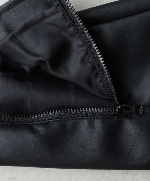antiqua(アンティカ)の「軽量で丈夫!ラフに着られるヴィ―ガンレザージャケット(ライダースジャケット・レディース・ブラック・M/L)」の20枚目の写真