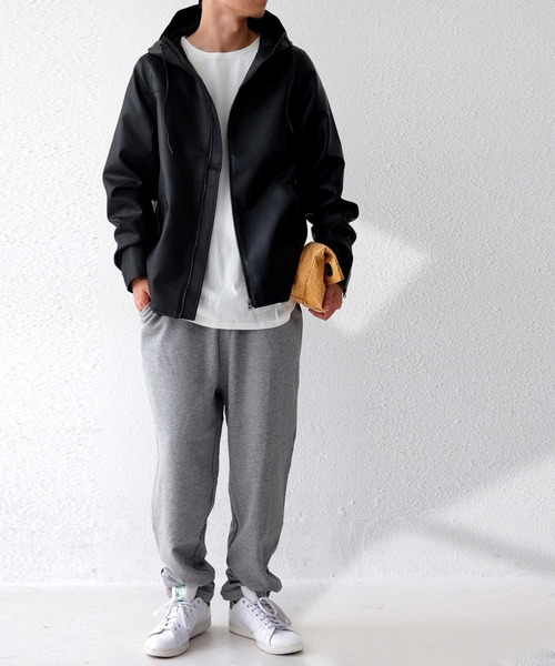 antiqua(アンティカ)の「軽量で丈夫!ラフに着られるヴィ―ガンレザージャケット(ライダースジャケット・レディース・ブラック・M/L)」の3枚目の写真