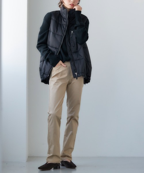 SMILE LAND（スマイルランド）の「大きいサイズ すごのびストレッチツイルストレートパンツ（チノパンツ・レディース・ブラック・76/92/122/98/80/84/73/106/88/96/114）」の3枚目の写真