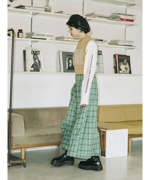 jouetie（ジュエティ）の「プリーツスリットロングスカート（スカート・レディース・ピンク/ブルー/グリーン・MEDIUM）」の22枚目の写真