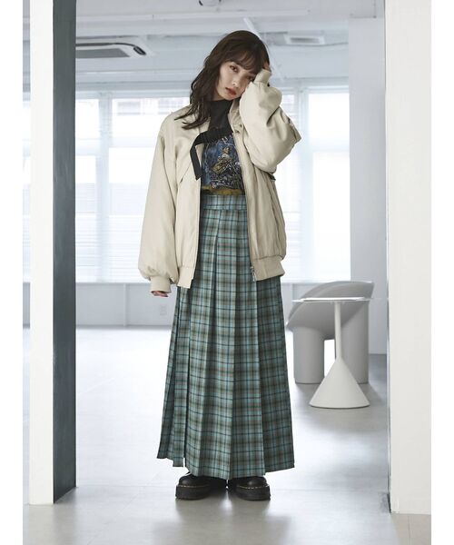 jouetie（ジュエティ）の「プリーツスリットロングスカート（スカート・レディース・ピンク/ブルー/グリーン・MEDIUM）」の6枚目の写真