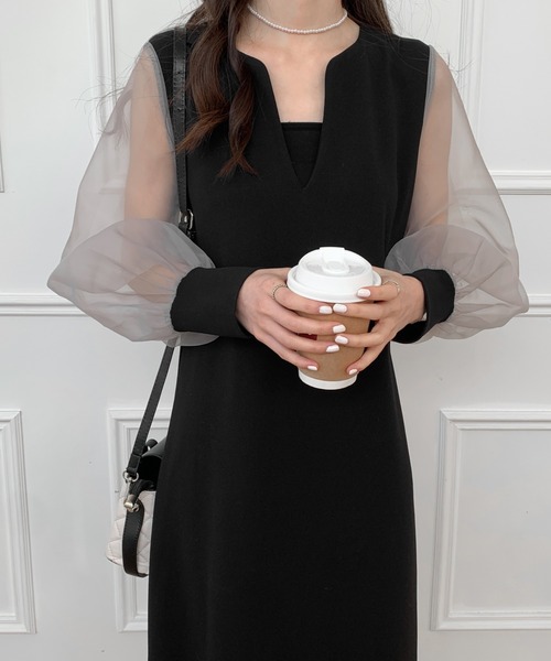 ECLIN（エクラン）の「異素材シアースリーブスキッパネックスリットワンピース（ワンピース・レディース・ベージュ/ブラック/グレー・M/L）」の20枚目の写真