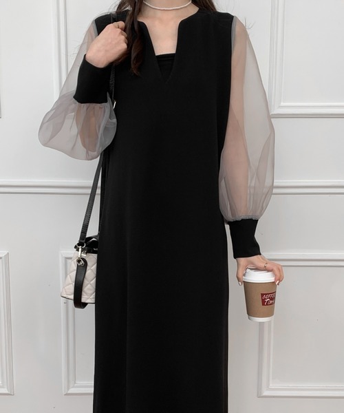 ECLIN（エクラン）の「異素材シアースリーブスキッパネックスリットワンピース（ワンピース・レディース・ベージュ/ブラック/グレー・M/L）」の22枚目の写真