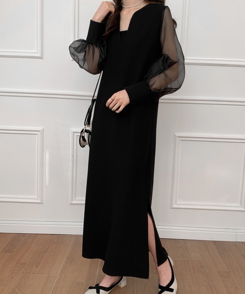 ECLIN（エクラン）の「異素材シアースリーブスキッパネックスリットワンピース（ワンピース・レディース・ベージュ/ブラック/グレー・M/L）」の6枚目の写真