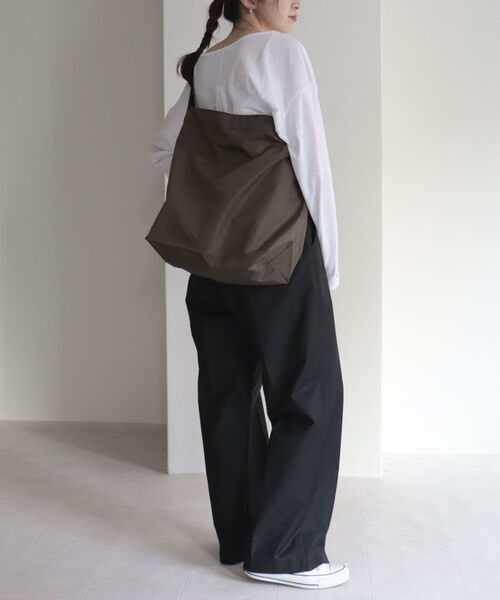 Drifter（ドリフター）の「【Drifter/ドリフター】PLAIN SHOULDER BAG プレーンショルダーバッグ（ショルダーバッグ・レディース・ホワイト系その他4/ブラック/ベージュ系その他3/ブラウン・FREE）」の5枚目の写真