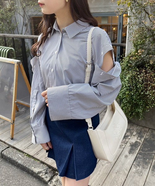 one after another NICE CLAUP（ワンアフターアナザーナイスクラップ）の「NCロゴエンボスホーボーバック　2023SS（ショルダーバッグ・レディース・ブラック/アイボリー/イエロー・FREE）」の20枚目の写真