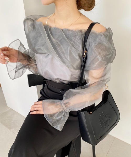 one after another NICE CLAUP（ワンアフターアナザーナイスクラップ）の「NCロゴエンボスホーボーバック　2023SS（ショルダーバッグ・レディース・ブラック/アイボリー/イエロー・FREE）」の15枚目の写真