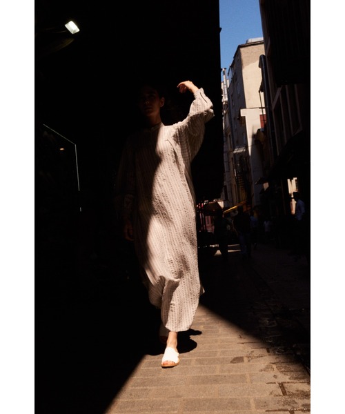 seya.（セヤ）の「KADIKOY DRESS/EARTH STRIPES（ワンピース・レディース・グレー系その他・2/1）」の2枚目の写真