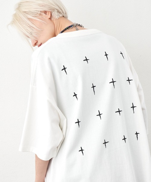 AIVER（アイバー）の「AIVER　ドローイングS/SビッグTEE（Tシャツ/カットソー・メンズ・ホワイト/チャコールグレー/ブラック・MEDIUM/SMALL/LARGE）」の9枚目の写真