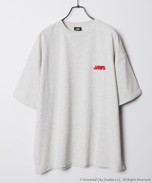 FREAK'S STORE(フリークスストア)の「【限定展開】JAWS/ジョーズ 別注 ビッグシルエット バックプリント クルーネックTシャツ(Tシャツ/カットソー・メンズ・ホワイト/ブラック/アッシュグレー/ダークグリーン/グレイッシュブルー・SMALL/MEDIUM/LARGE)」の17枚目の写真