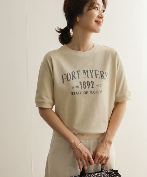 URBAN RESEARCH DOORS（アーバンリサーチドアーズ）の「ロゴインレイハーフスリーブプルオーバー（Tシャツ/カットソー・レディース・ライトベージュ/ブラック/モカ・MEDIUM）」の4枚目の写真