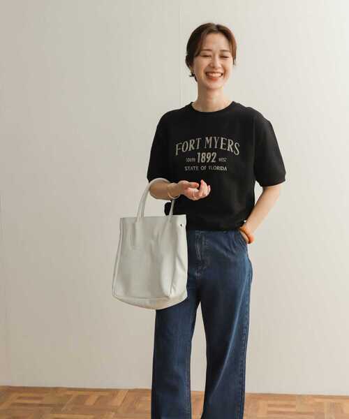 URBAN RESEARCH DOORS（アーバンリサーチドアーズ）の「ロゴインレイハーフスリーブプルオーバー（Tシャツ/カットソー・レディース・ライトベージュ/ブラック/モカ・MEDIUM）」の22枚目の写真