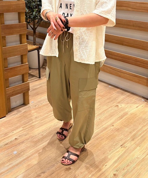 Grand PARK（グランドパーク）の「ｲージーカーゴパンツ（カーゴパンツ・レディース・ブラック/カーキ/ピンク・FREE）」の12枚目の写真