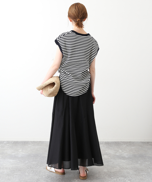 新品　IENA 切り替えギャザースカート　36 黒 新品 IENA 切り替えギャザースカート 36 黒 切り替えギャザースカート