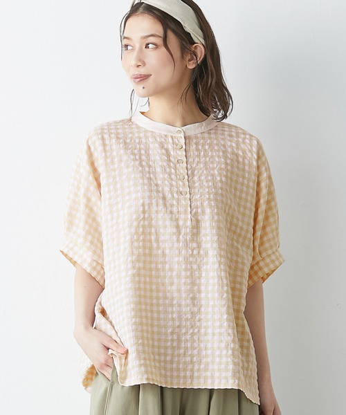Viola e Viola(ヴィオラエヴィオラ)の「バンドカラー切替ギンガムドルマンブラウス(シャツ/ブラウス・レディース・グレー/ベージュ系その他/ブラック/ミント・MEDIUM/X-LARGE/LARGE/XX-LARGE)」の3枚目の写真
